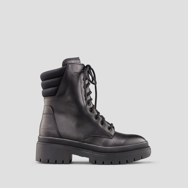 Women's Cougar Saydee Leather Waterproof Boot-Black
