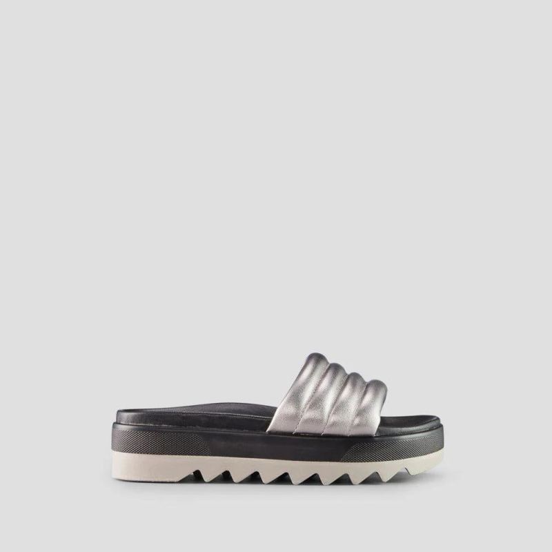 Women's Cougar Prato Metallic Leather Water-Repellent Sandal-Metallic Silver