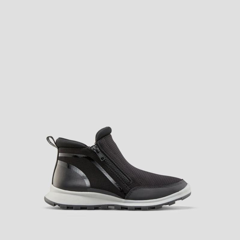 Women's Cougar River Nylon Waterproof Sneaker-Black