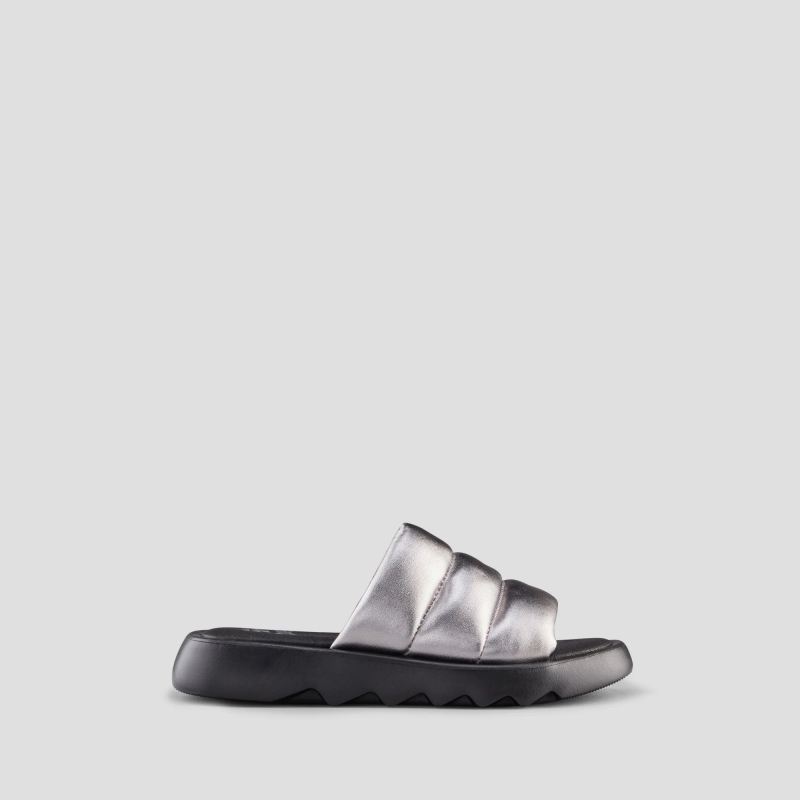 Women's Cougar Julep Metallic Leather Water-repellent Sandal-Metallic Silver