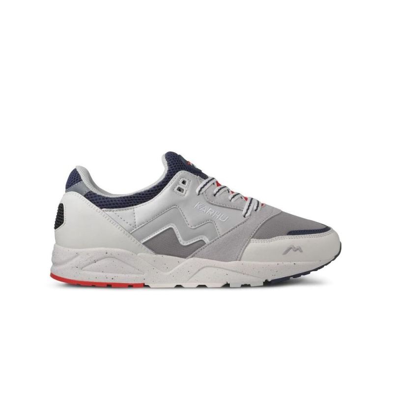 KARHU | WOMEN'S ARIA 95-BRIGHT WHITE / DAWN BLUE