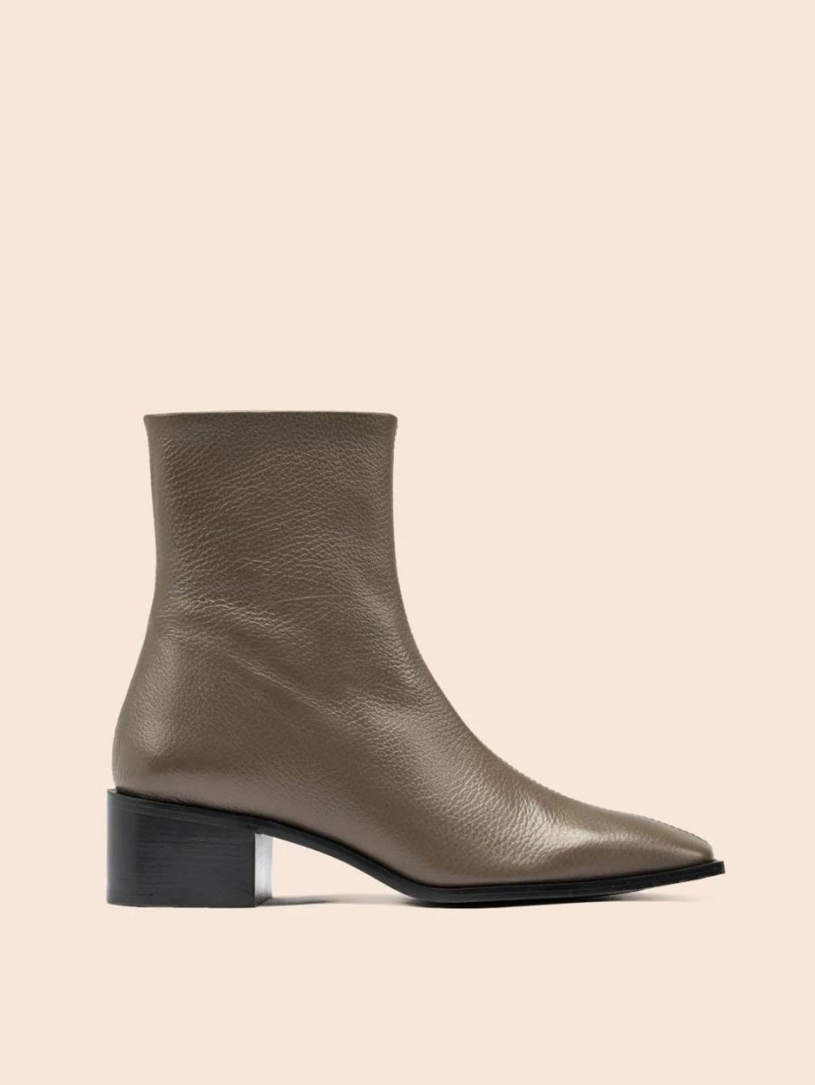 New Arrivals Maguire Women's Palma Shiitake Boot Last Units