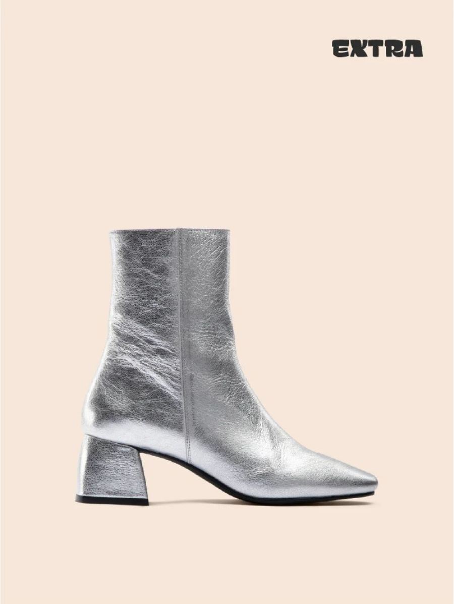 New Arrivals Maguire Women's Salento Silver Boot Heeled Boot