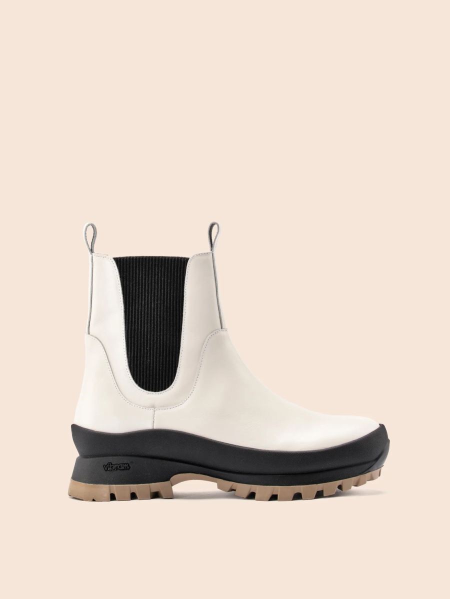 New Arrivals Maguire Women's Amadora Cream Boot Last Units