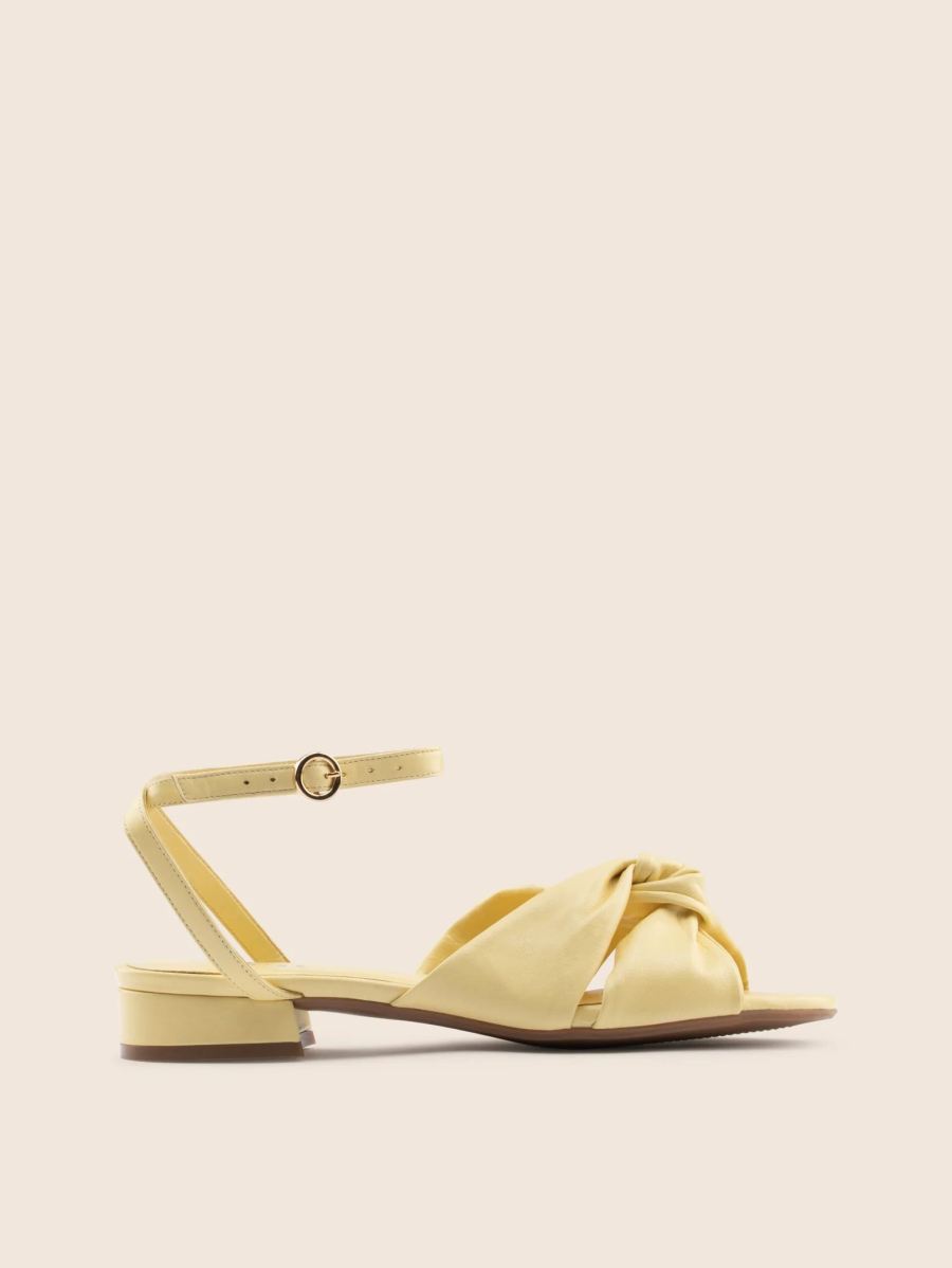 New Arrivals Maguire Women's Mataro Banana Sandal Last Units