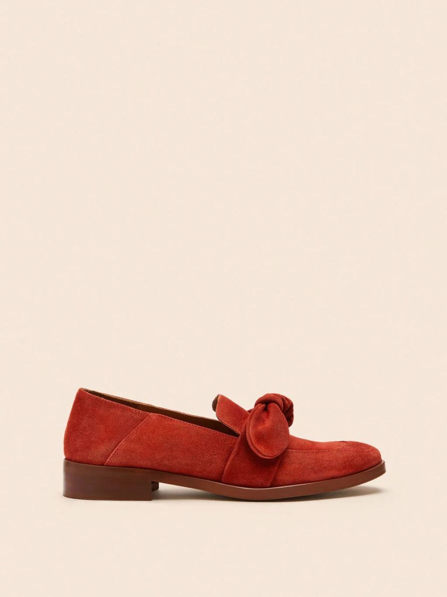 New Arrivals Maguire Women's Valencia Rust Loafer Bow Loafer