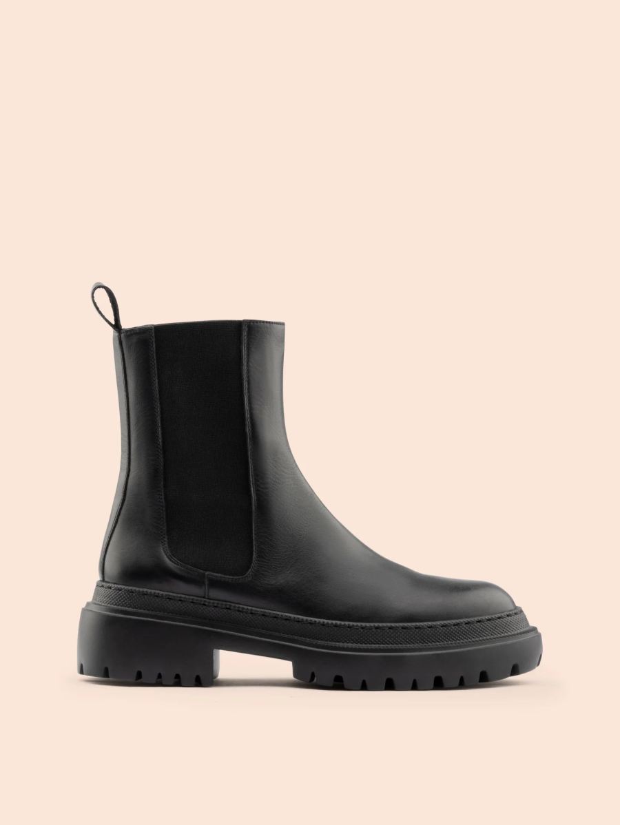 New Arrivals Maguire Women's Corticella Black Leather Boot Chelsea Boot
