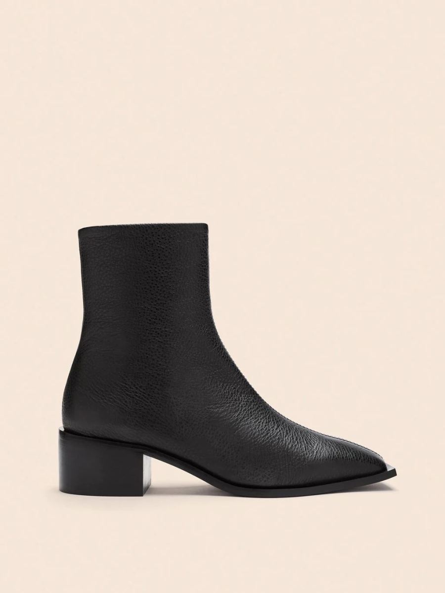 New Arrivals Maguire Women's Palma Black Boot Heeled Boot