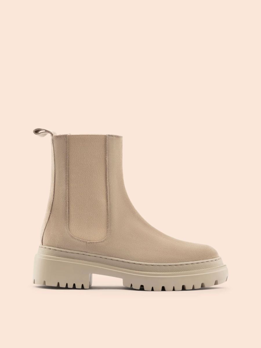 New Arrivals Maguire Women's Corticella Sand Boot Chelsea Boot