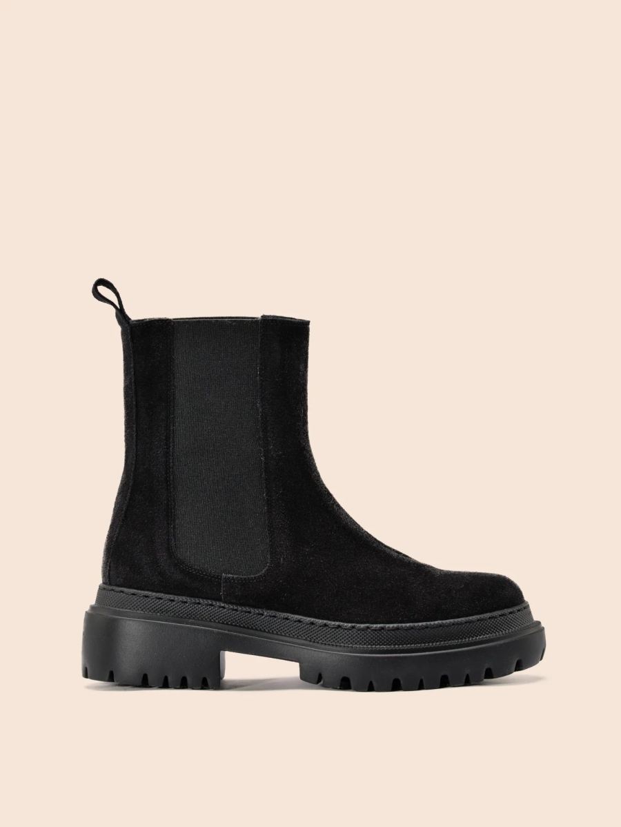 New Arrivals Maguire Women's Corticella Black Suede Boot Chelsea Boot
