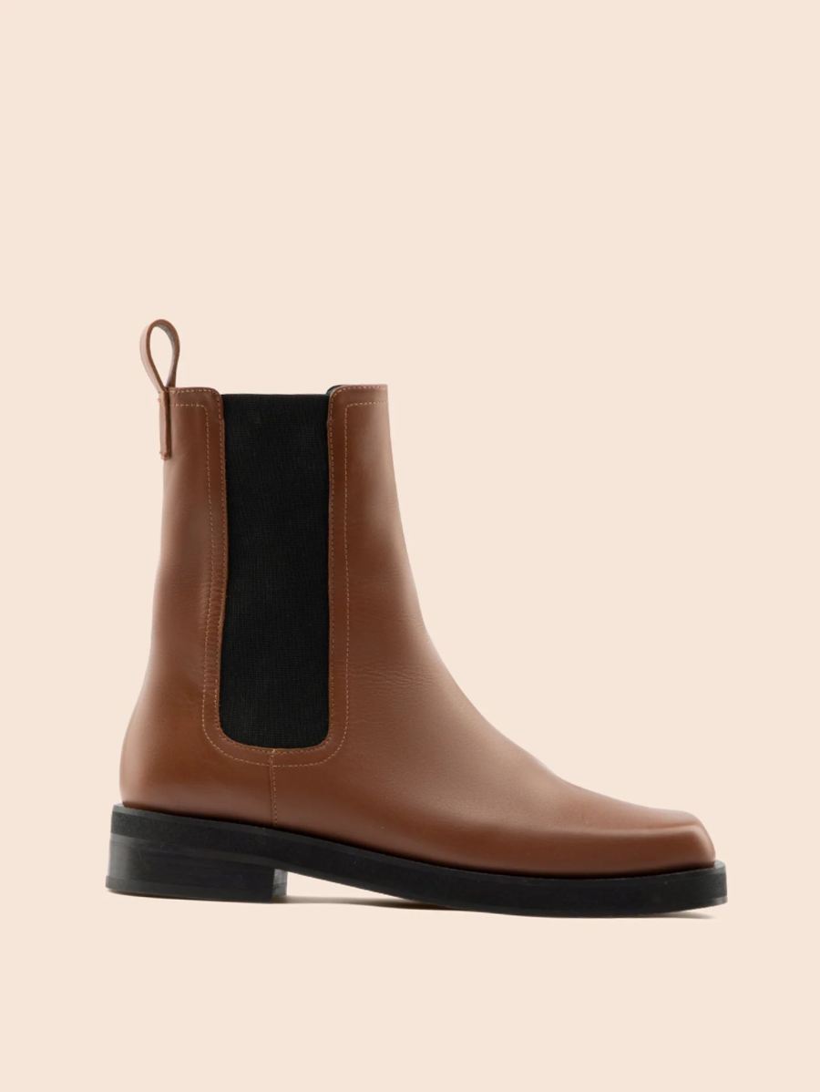 New Arrivals Maguire Women's Mora Cognac Boot Chelsea Boot