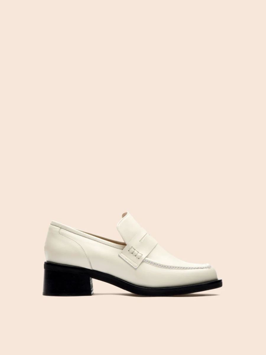 New Arrivals Maguire Women's Marlia Cream Loafer Heeled Loafer