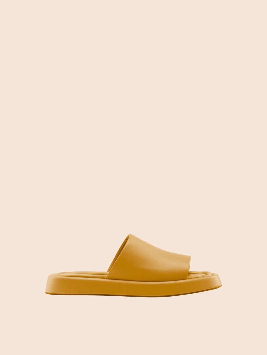 New Arrivals Maguire Women's Bara Dijon Sandal Last Units