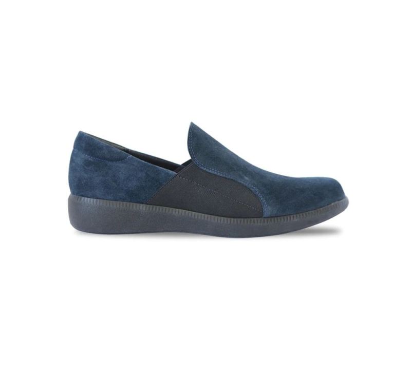 Munro Canada Outlet Women's Clay-Navy Suede | Quick Ship!