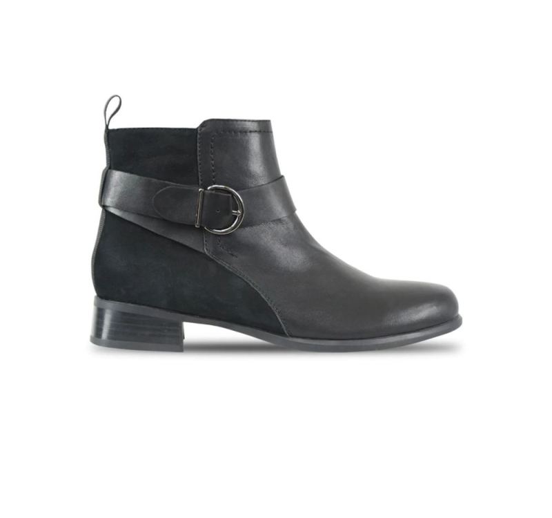 Munro Boots | Women's Chestnut-Black Combo | Quick Ship!