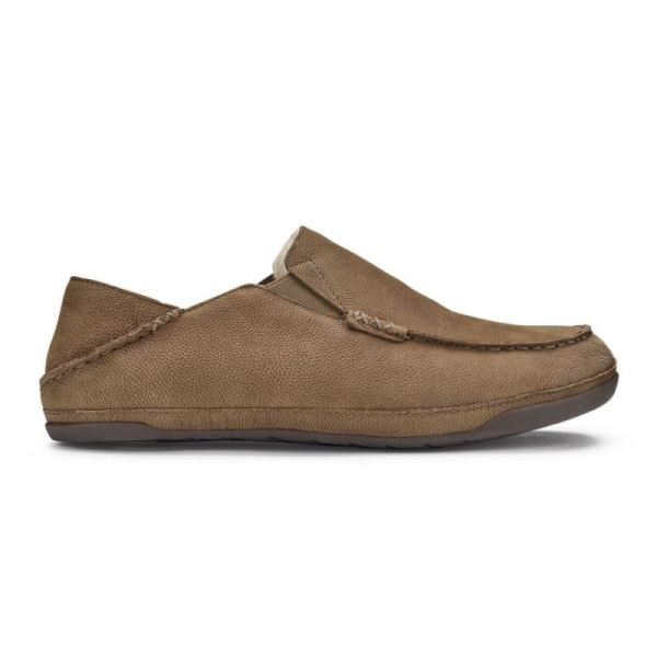 Olukai | Kipuka Hulu Men's Leather Slippers - Toffee