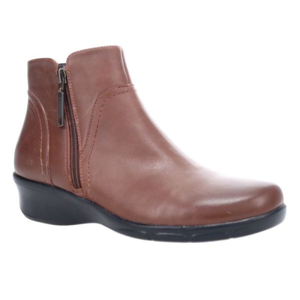 Propet | Women's Waverly-Brown | Quick Ship! | Canada Outlet