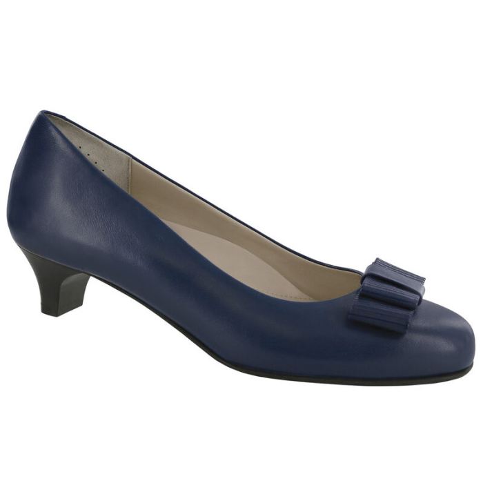 SAS Women's Eleanor Kitten Heel-Navy / Stripe Bow