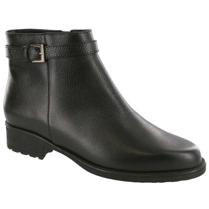 SAS Women's Maddy Ankle Boot-Black