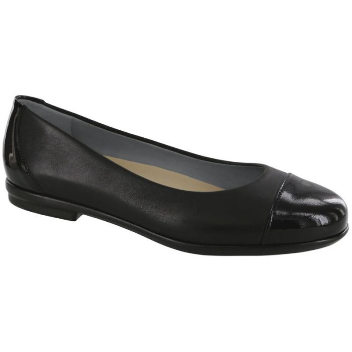 SAS Women's Scenic Ballet Flat-Black / Black Patent