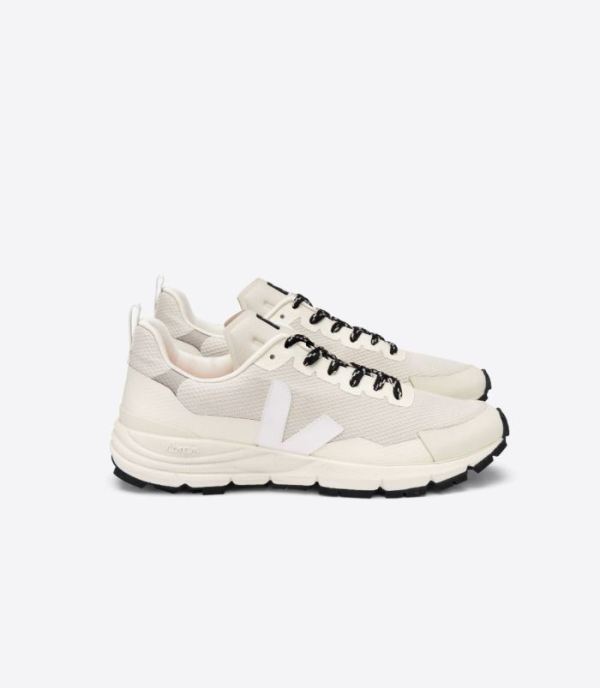 VEJA | WOMENS DEKKAN ALVEOMESH NATURAL WHITE