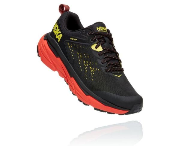 HOKA ONE ONE Challenger ATR 6 GORE-TEX for Men Black / Green Sheen