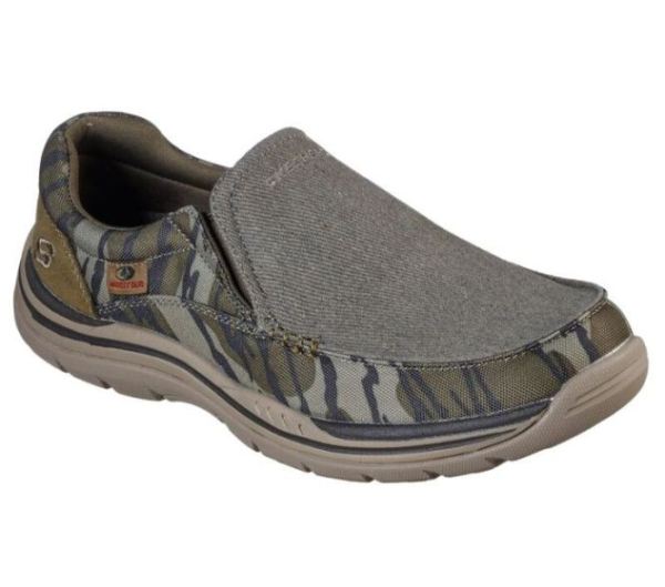 Skechers Men's Relaxed Fit: Expected - Avillo